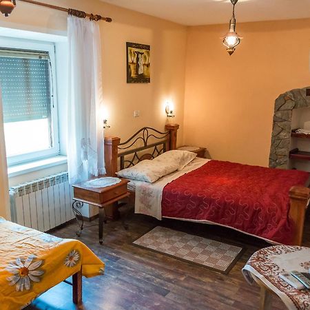 فيبافا Apartma In Sobe Pilih الغرفة الصورة