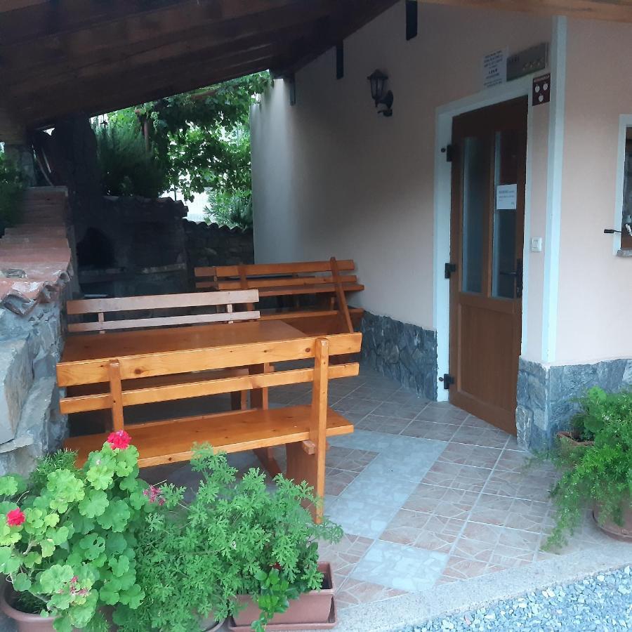 فيبافا Apartma In Sobe Pilih المظهر الخارجي الصورة