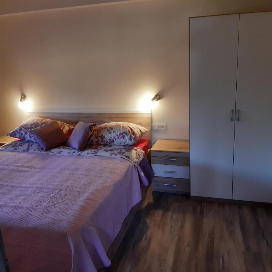 فيبافا Apartma In Sobe Pilih المظهر الخارجي الصورة